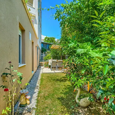 Apartament Iva - Znjan