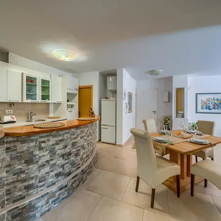 Lejlighed Iva - Znjan *