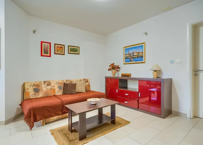 아파트 Iva - Znjan *