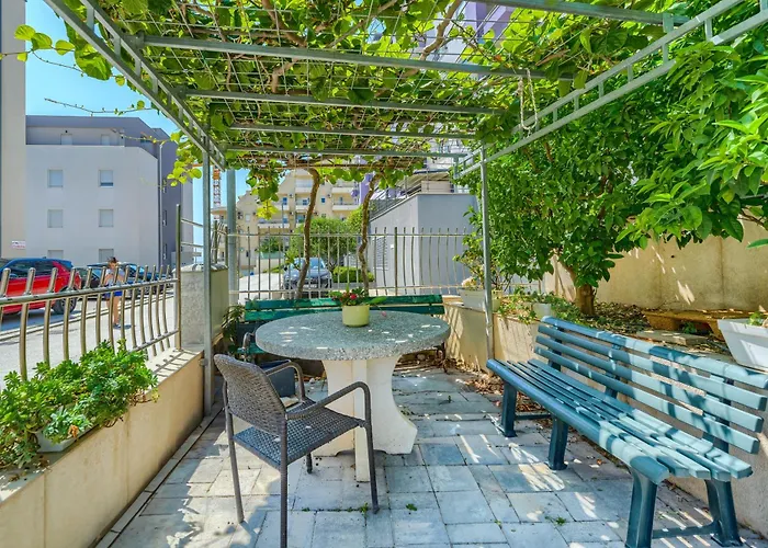 아파트 Iva - Znjan *